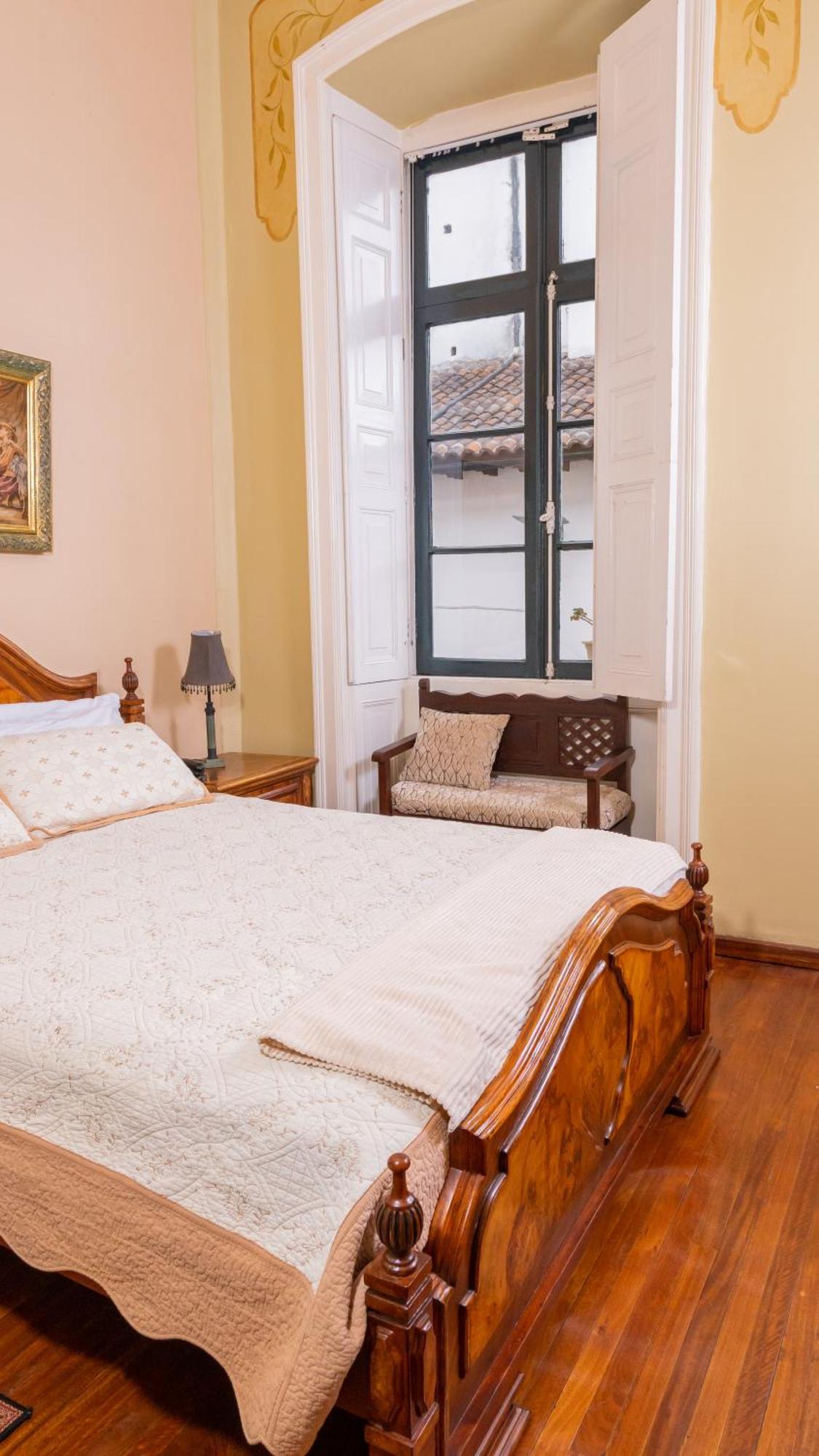 فندق Casa Colonial كويتو المظهر الخارجي الصورة